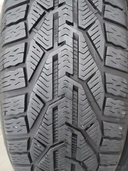 Pneu 215/55/17.Zimni - 2