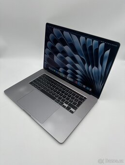MacBook Pro 16" 2019 16/500GB Space Gray + ZÁRUKA - 2