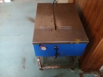 Balící stroj - páskovačka - 2