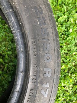 Continental 225/50/17 , 94 Y - 2