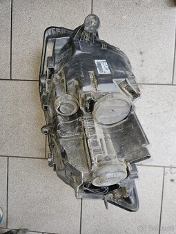 REFLEKTOR světlo předek přední pravá VW T6 - 2