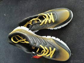 Sportovni boty nové - 2
