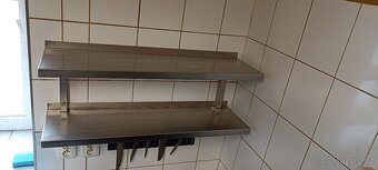 2× nástěnná nerezová police –š 80 cm a 90 cm, výborný stav - 2