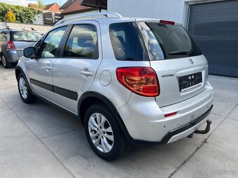 SUZUKI SX4 1.6i 88KW 4x4 75000KM TAŽNÉ VYHŘ.SEDA.LETNÍ+ZIMNÍ - 2