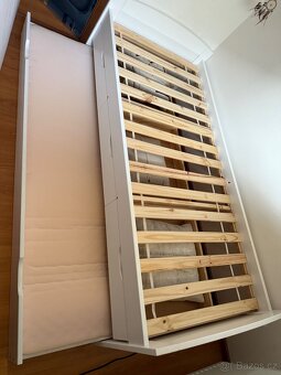 Postel 90x200 - jako nová - 2