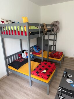 Postel pro tři děti - 2