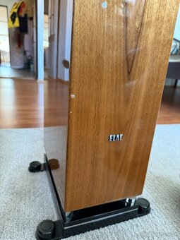 ELAC FS 407 - Elegantní sloupové reproduktory - 2