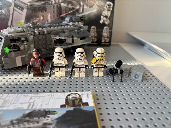 Lego Star Wars 75311 - 2