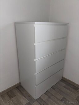 Komoda - 2