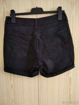 Dámské šortky zn. Old Navy, vel. 8 - 2