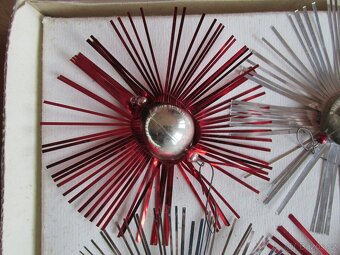 HISTORICKÉ VÁNOČNÍ OZDOBY - 2