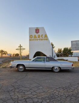 Lincoln Continental Town Coupé (1979) - 2
