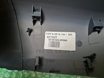 Škoda Octavia I kryt pravého zpětného zrcátka - 2