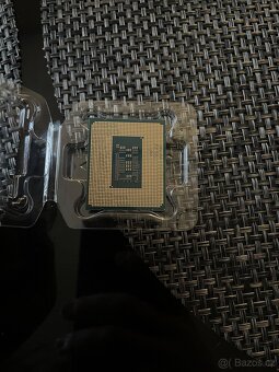 Intel core i3-14100f - 2