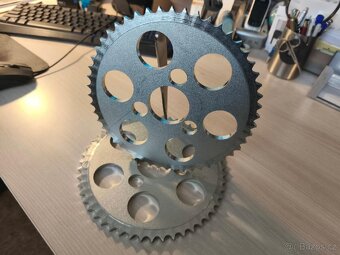 Jawa 90 - rozeta, karburátor a znak na nádrž - 2