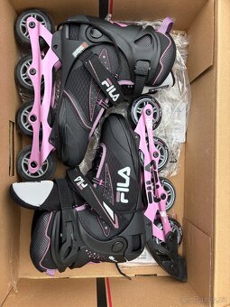 Dámské kolečkové brusle - 2