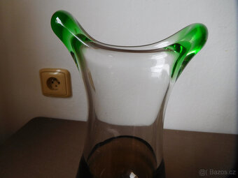 VÁZA - LADISLAV PALEČEK - ŠKRDLOVICE -HUTNÍ SKLO 2 - 2