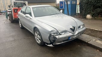 Alfa Romeo 166 2,5 V6 - 2