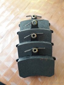 Prodám brzdove destičky - 2