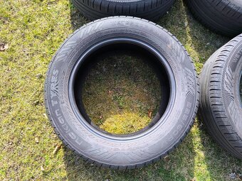 225/60/17 nokian - 2