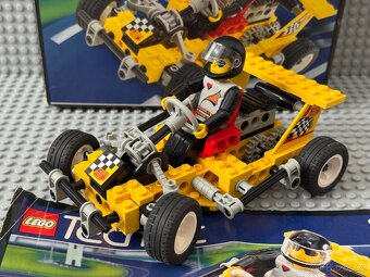 LEGO Technic - 8225 - Road Rally V - 2