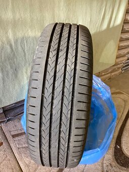 Continental EcoContact 6Q 215/60 R18 (4x pneu) - 2