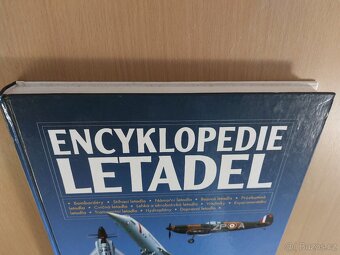 Encyklopedie letadel - JAKO NOVÁ - 2