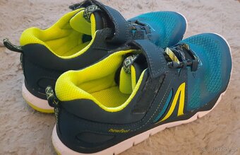 Dětské boty tenisky Decathlon, vel. 35 - 2