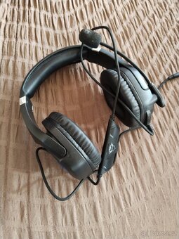 Herní sluchátka - 2