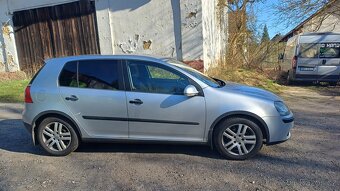 Volkswagen golv 5  1.4 benzin - 2