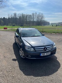 Mercedes-Benz W204 C220 - 2