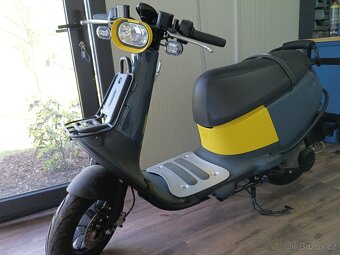 Elektroskútr GOGORO viva - 2