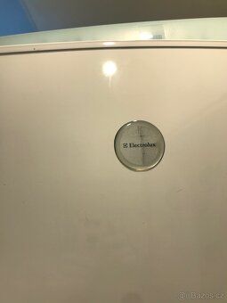 Prodam lednicku Elektrolux - 2