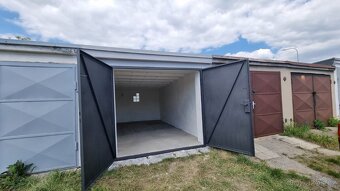 Prodám garáž 18 m² – Vyškov, Sochorova – 650 000 Kč - 2