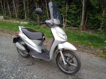 Prodám skútr Peugeot Looxor 100 2T r.v 2002 - 2