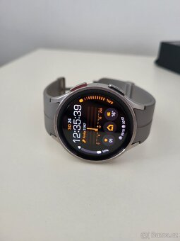 hodinky Samsung Galaxy Watch5 Pro ve výborném stavu - 2
