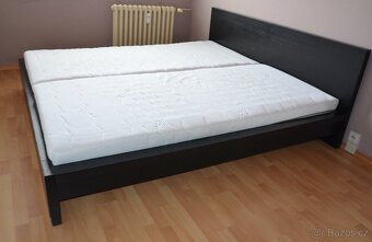 Postel 180x200cm, Ikea Malm, včetně matrací a roštu - 2