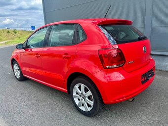 VW Polo 1.2TSI 77kW Highline VÝHŘEV Xenon SENZORY 65.000km - 2