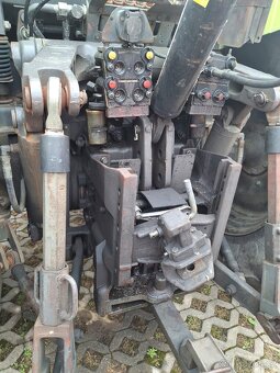 Traktor claas - 2