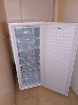 Mrazák Amica GS15600W - 2