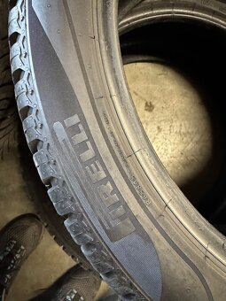 Pirelli Cinturato All Season SF2 245/40 R19 - 2