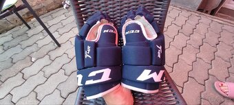 Hokejové rukavice CCM vel.12 - 2