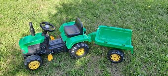 Šlapací traktor s vozíkem - 2