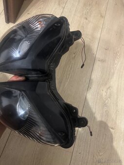 Predni a zadni svetlo na Kawasaki Zx10R Ninja 08-10 - 2