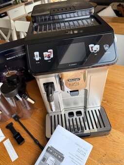 Kávovar DeLonghi Eletta ECAM 450.65.S + skleničky - 2