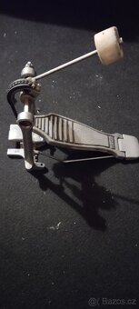 Pedál k basovému bubnu Yamaha FP7210A - 2