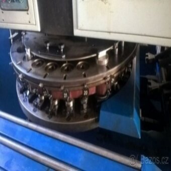 Vysekávací lis TGRJ 25 NC z roku 1990 - 2