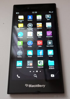 Prodám plně funkční BlackBerry Leap - 2