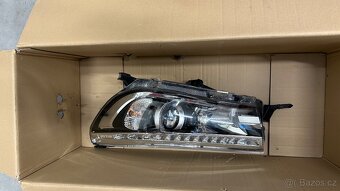 Hilux predni svetla plus mlhovka - 2