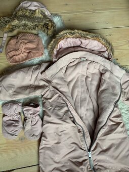 H&m zimní kombinéza 92+ beranice a rukavičky - 2